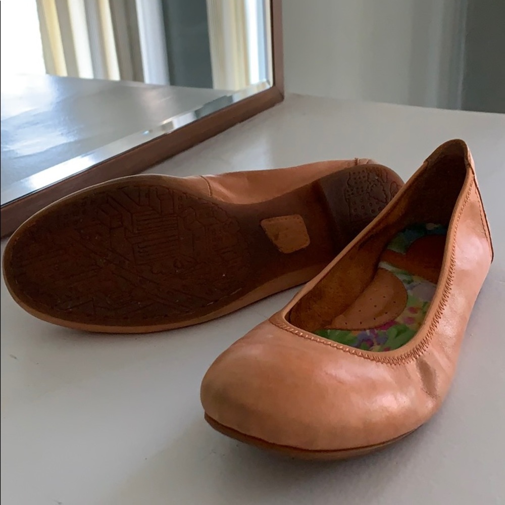 Born “Julianne” ballet flat in light orange